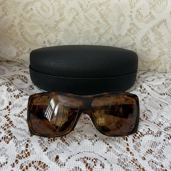Chanel Sunglasses with Rhinestones 5081-B 66#13 115 - Picture 5 of 13